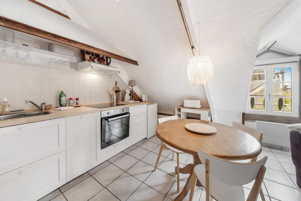 Le 38 - Studio Atypique Au Coeur De Cancale-3 Pers ภายนอก รูปภาพ